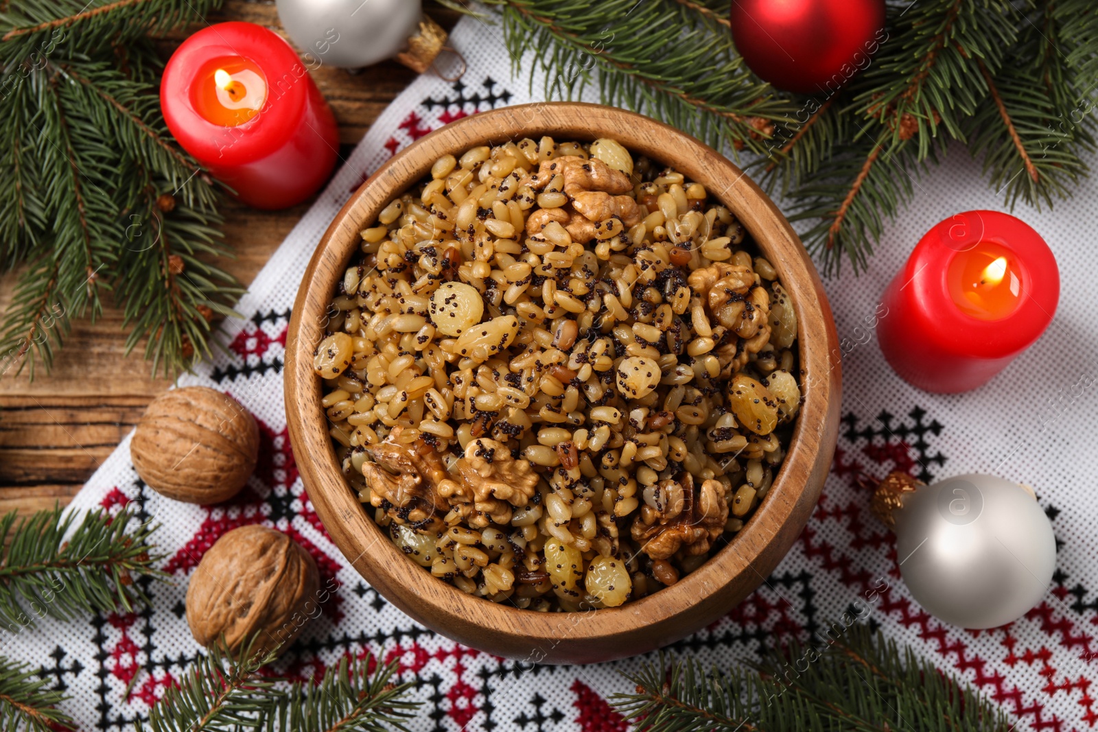 Traditional Christmas slavic dish kutia served on wooden table, flat lay Photo of Traditional Christmas slavic dish kutia served on wooden table, flat lay
